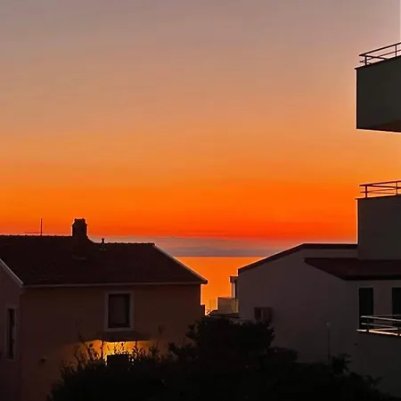 Appartement 3 Bedroom Urban Townhouse By The Adriatic Sea *