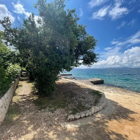 3 Bedroom Urban Townhouse By The Adriatic Sea *