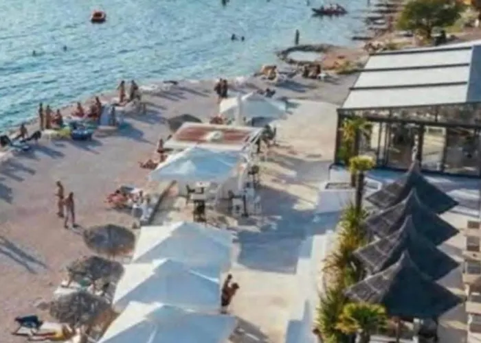 3 Bedroom Urban Townhouse By The Adriatic Sea