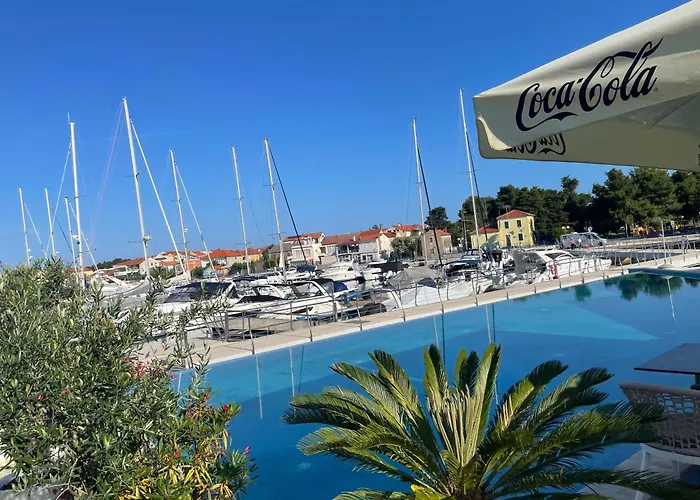 Apartman 3 Bedroom Urban Townhouse By The Adriatic Sea