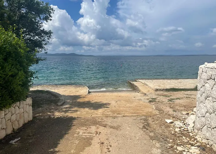 3 Bedroom Urban Townhouse By The Adriatic Sea Apartman Kozino